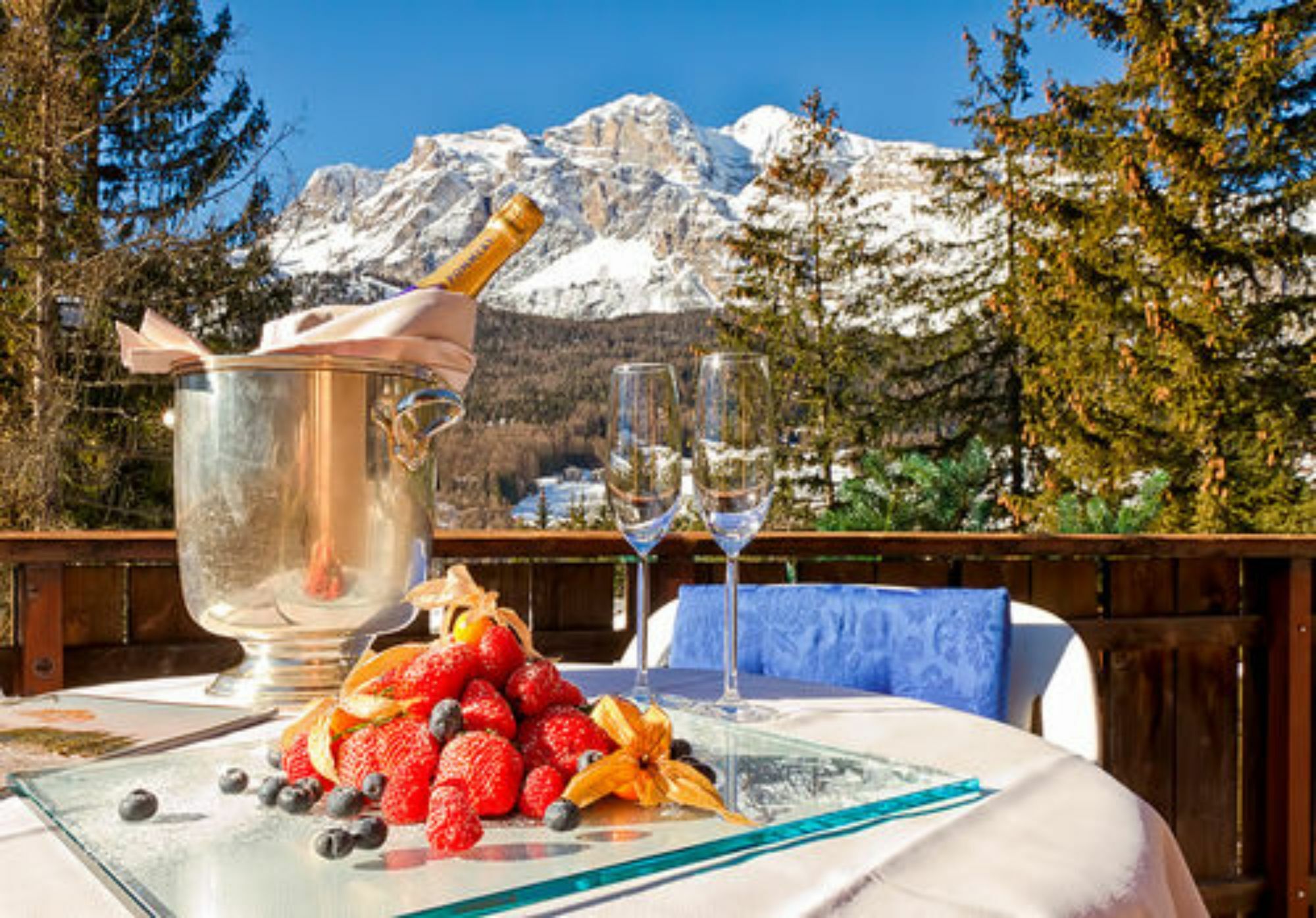 Boutique Hotel Villa Blu Cortina dʼAmpezzo Esterno foto